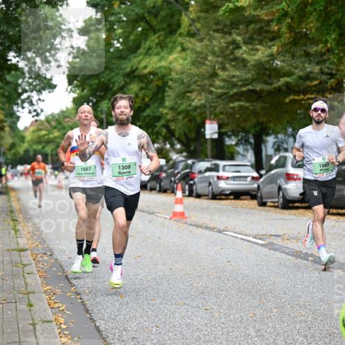 21.09.2025 - PSD Bank Halbmarathon Dr. Thomas Lammeyer http://msf.ph/oto/8916776 21.09.2025 10:30:57 Laufen 1667, 9, 1309, 1989 meine-sportfotos.de
