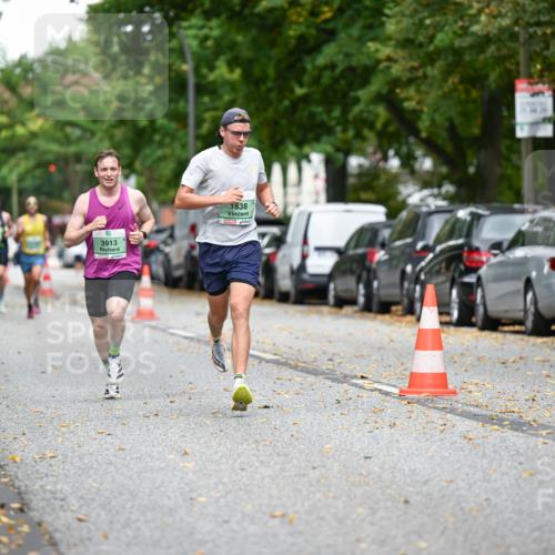 21.09.2025 - PSD Bank Halbmarathon Dr. Thomas Lammeyer http://msf.ph/oto/8916851 21.09.2025 10:31:30 Laufen 3913, 1838 meine-sportfotos.de