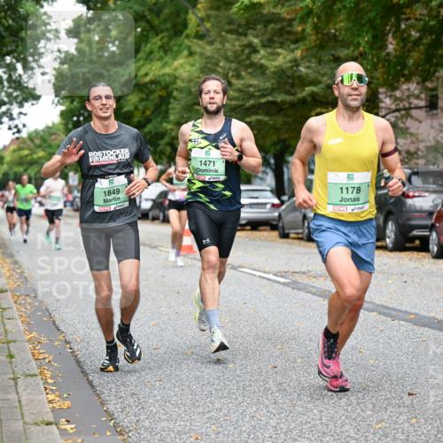 21.09.2025 - PSD Bank Halbmarathon Dr. Thomas Lammeyer http://msf.ph/oto/8916914 21.09.2025 10:31:42 Laufen 1849, 1471, 1178, 4915 meine-sportfotos.de