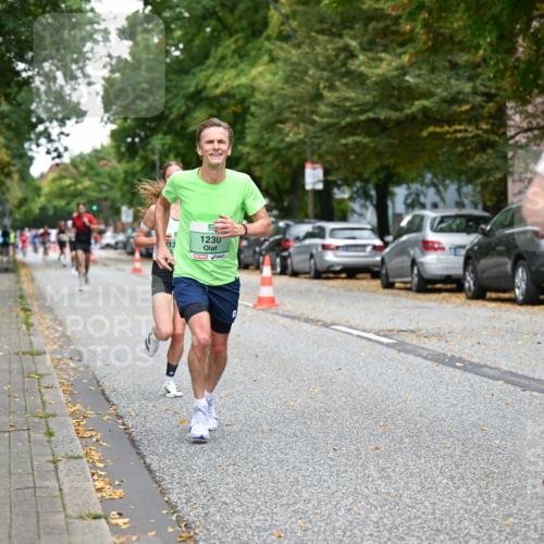 21.09.2025 - PSD Bank Halbmarathon Dr. Thomas Lammeyer http://msf.ph/oto/8916945 21.09.2025 10:31:49 Laufen 13, 1230 meine-sportfotos.de