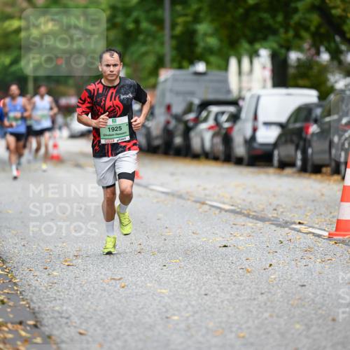 21.09.2025 - PSD Bank Halbmarathon Dr. Thomas Lammeyer http://msf.ph/oto/8917005 21.09.2025 10:32:04 Laufen 1925 meine-sportfotos.de