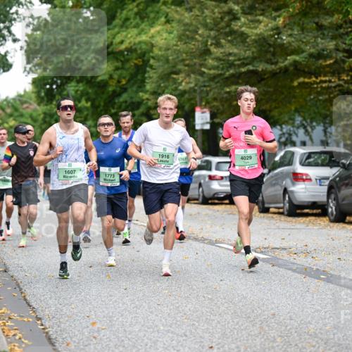 21.09.2025 - PSD Bank Halbmarathon Dr. Thomas Lammeyer http://msf.ph/oto/8917316 21.09.2025 10:33:11 Laufen 1607, 1773, 1953, 1916, 1787, 4029 meine-sportfotos.de