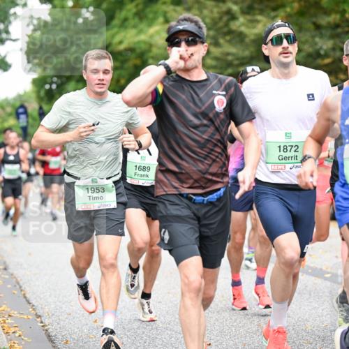 21.09.2025 - PSD Bank Halbmarathon Dr. Thomas Lammeyer http://msf.ph/oto/8917338 21.09.2025 10:33:15 Laufen 1953, 1689, 1872, 1927 meine-sportfotos.de