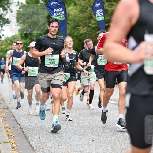 21.09.2025 - PSD Bank Halbmarathon Dr. Thomas Lammeyer http://msf.ph/oto/8917363 21.09.2025 10:33:20 Laufen 1427, 30, 01, 30, 1890, 1920, 472, 3898, 1979 meine-sportfotos.de