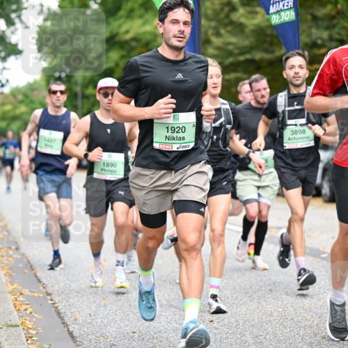 21.09.2025 - PSD Bank Halbmarathon Dr. Thomas Lammeyer http://msf.ph/oto/8917366 21.09.2025 10:33:21 Laufen 1427, 1890, 1920, 01, 30, 3898, 1889 meine-sportfotos.de