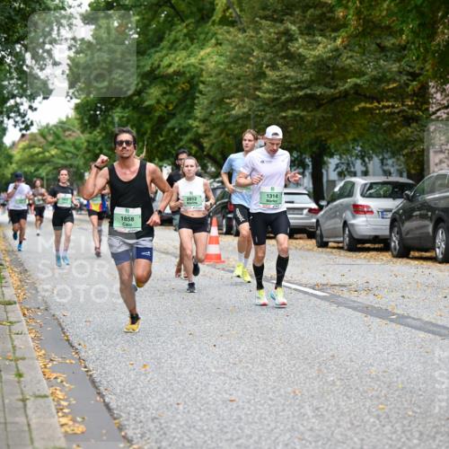 21.09.2025 - PSD Bank Halbmarathon Dr. Thomas Lammeyer http://msf.ph/oto/8917435 21.09.2025 10:33:32 Laufen 6, 1858, 2012, 1314, 7435 meine-sportfotos.de
