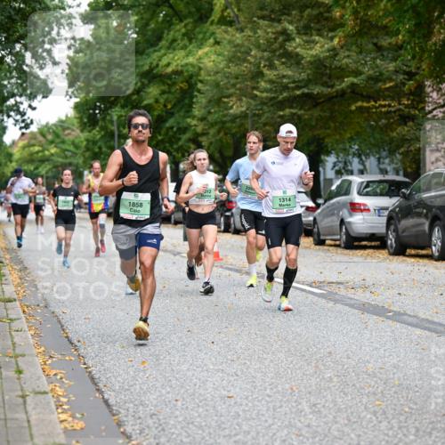 21.09.2025 - PSD Bank Halbmarathon Dr. Thomas Lammeyer http://msf.ph/oto/8917436 21.09.2025 10:33:33 Laufen 1852, 1858, 12, 1314 meine-sportfotos.de