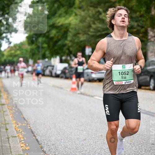 21.09.2025 - PSD Bank Halbmarathon Dr. Thomas Lammeyer http://msf.ph/oto/8917520 21.09.2025 10:33:45 Laufen 1052 meine-sportfotos.de