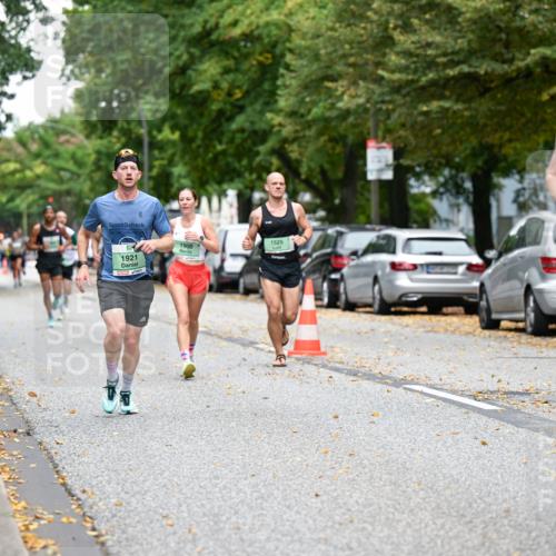 21.09.2025 - PSD Bank Halbmarathon Dr. Thomas Lammeyer http://msf.ph/oto/8917630 21.09.2025 10:34:02 Laufen 1935, 1900, 1525, 1921 meine-sportfotos.de