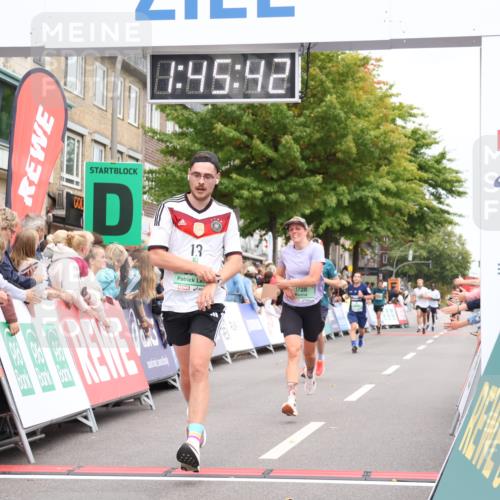 21.09.2025 - PSD Bank Halbmarathon Strokosch-Dieckow http://msf.ph/oto/8917684 21.09.2025 11:45:06 Ziel 1554, 1728, 2171, 2605 meine-sportfotos.de