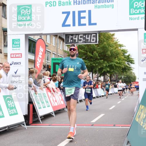 21.09.2025 - PSD Bank Halbmarathon Strokosch-Dieckow http://msf.ph/oto/8917714 21.09.2025 11:45:10 Ziel 1728, 1774, 1958, 2171, 2605, 3925 meine-sportfotos.de