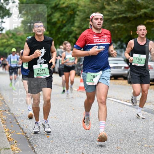 21.09.2025 - PSD Bank Halbmarathon Dr. Thomas Lammeyer http://msf.ph/oto/8917748 21.09.2025 10:34:18 Laufen 80, 1942, 195, 1855 meine-sportfotos.de