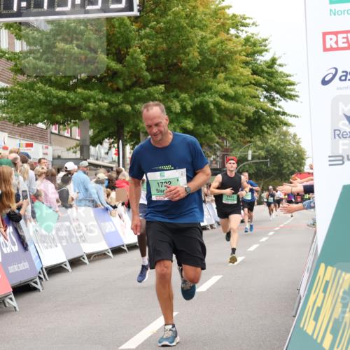 21.09.2025 - PSD Bank Halbmarathon Strokosch-Dieckow http://msf.ph/oto/8917755 21.09.2025 11:45:16 Ziel 1123, 1722, 1774, 1958, 2136, 2171, 2501, 3925 meine-sportfotos.de
