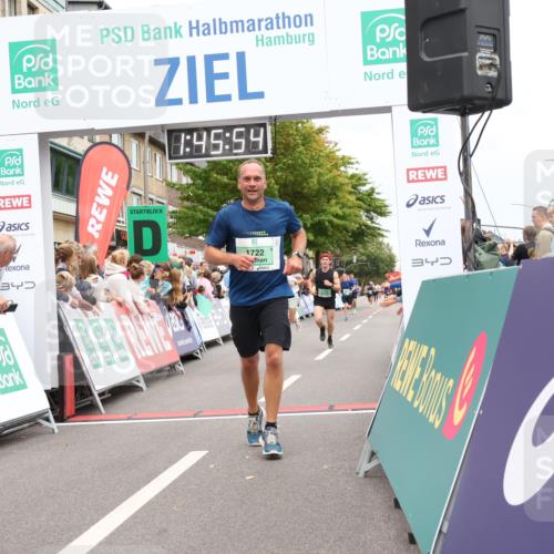 21.09.2025 - PSD Bank Halbmarathon Strokosch-Dieckow http://msf.ph/oto/8917761 21.09.2025 11:45:17 Ziel 1123, 1722, 1774, 1958, 2136, 2171, 2501, 3925 meine-sportfotos.de