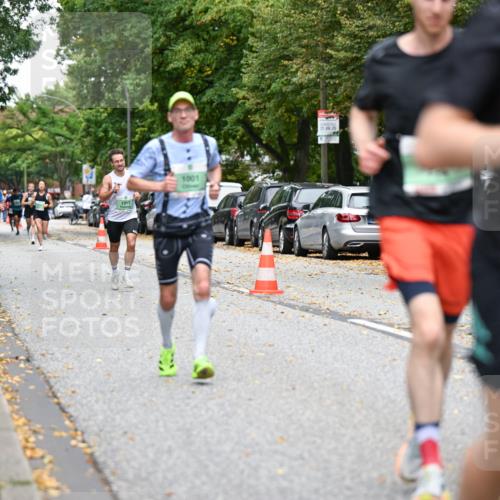 21.09.2025 - PSD Bank Halbmarathon Dr. Thomas Lammeyer http://msf.ph/oto/8917784 21.09.2025 10:34:22 Laufen 1317, 1426, 1001 meine-sportfotos.de