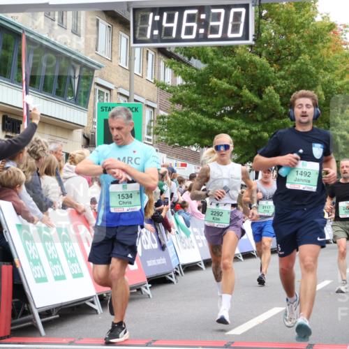 21.09.2025 - PSD Bank Halbmarathon Strokosch-Dieckow http://msf.ph/oto/8917907 21.09.2025 11:45:53 Ziel 1049, 1534, 2117, 2261, 2292, 2409, 2422, 2483, 3173 meine-sportfotos.de
