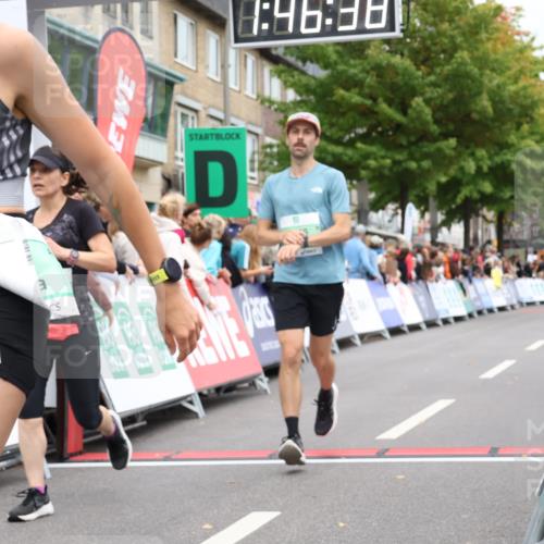 21.09.2025 - PSD Bank Halbmarathon Strokosch-Dieckow http://msf.ph/oto/8917955 21.09.2025 11:46:02 Ziel 1029, 1364, 2103, 2117, 2406, 2422 meine-sportfotos.de