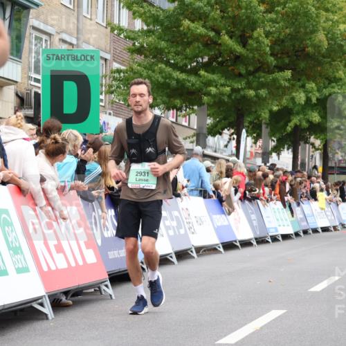 21.09.2025 - PSD Bank Halbmarathon Strokosch-Dieckow http://msf.ph/oto/8918049 21.09.2025 11:46:28 Ziel 1019, 1062, 2931, 3630 meine-sportfotos.de