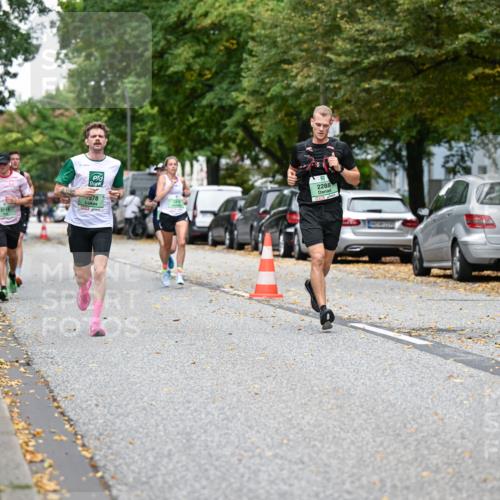 21.09.2025 - PSD Bank Halbmarathon Dr. Thomas Lammeyer http://msf.ph/oto/8918097 21.09.2025 10:35:04 Laufen  meine-sportfotos.de