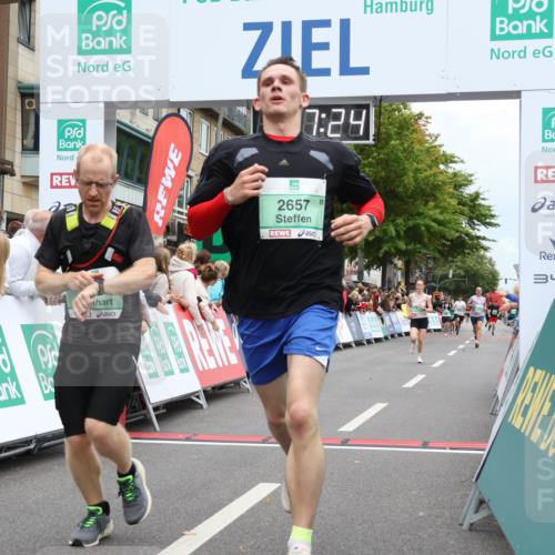 21.09.2025 - PSD Bank Halbmarathon Strokosch-Dieckow http://msf.ph/oto/8918145 21.09.2025 11:46:48 Ziel 1583, 2112, 2155, 2391, 2657 meine-sportfotos.de