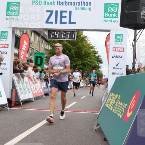 21.09.2025 - PSD Bank Halbmarathon Strokosch-Dieckow http://msf.ph/oto/8918179 21.09.2025 11:46:55 Ziel 1601, 1956, 2155, 2634, 2657, 3102 meine-sportfotos.de