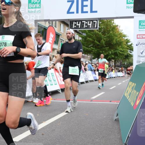 21.09.2025 - PSD Bank Halbmarathon Strokosch-Dieckow http://msf.ph/oto/8918277 21.09.2025 11:47:10 Ziel 1368, 1810, 1965, 1993, 2070, 2078, 2478, 3078 meine-sportfotos.de