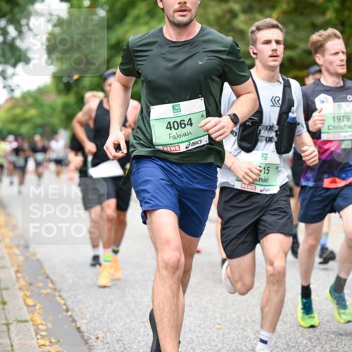 21.09.2025 - PSD Bank Halbmarathon Dr. Thomas Lammeyer http://msf.ph/oto/8918321 21.09.2025 10:35:30 Laufen 0, 4064, 15, 1979 meine-sportfotos.de