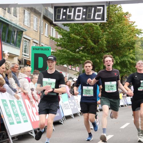 21.09.2025 - PSD Bank Halbmarathon Strokosch-Dieckow http://msf.ph/oto/8918343 21.09.2025 11:47:36 Ziel 1164, 1401, 1530, 2049, 2234, 2522, 2971, 3389 meine-sportfotos.de