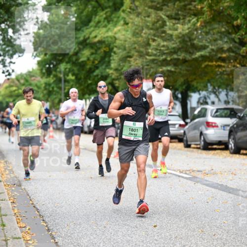 21.09.2025 - PSD Bank Halbmarathon Dr. Thomas Lammeyer http://msf.ph/oto/8918357 21.09.2025 10:35:38 Laufen 1995, 1027, 2084, 1801, 1313 meine-sportfotos.de