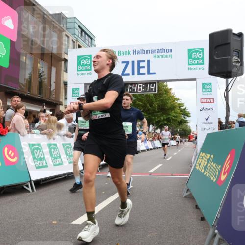 21.09.2025 - PSD Bank Halbmarathon Strokosch-Dieckow http://msf.ph/oto/8918358 21.09.2025 11:47:38 Ziel 1164, 1530, 2049, 2234, 2522, 2971, 3389 meine-sportfotos.de
