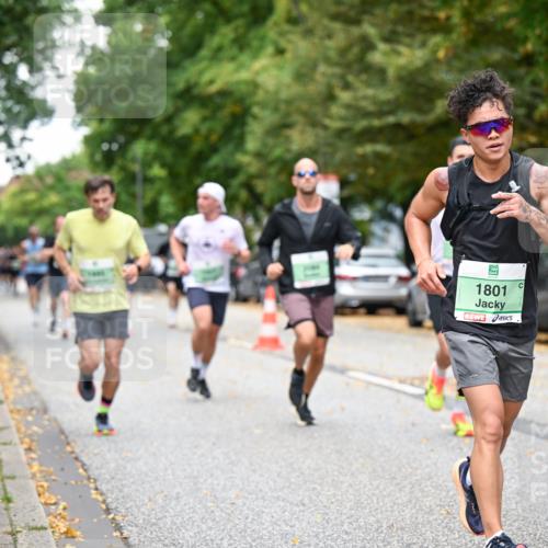 21.09.2025 - PSD Bank Halbmarathon Dr. Thomas Lammeyer http://msf.ph/oto/8918368 21.09.2025 10:35:39 Laufen 1801 meine-sportfotos.de