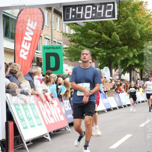 21.09.2025 - PSD Bank Halbmarathon Strokosch-Dieckow http://msf.ph/oto/8918459 21.09.2025 11:48:05 Ziel 1081, 1412, 1962, 2193, 2233, 2394, 2725, 4054 meine-sportfotos.de