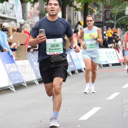 21.09.2025 - PSD Bank Halbmarathon Strokosch-Dieckow http://msf.ph/oto/8918490 21.09.2025 11:48:12 Ziel 1067, 1081, 1412, 2230, 2233, 4054 meine-sportfotos.de