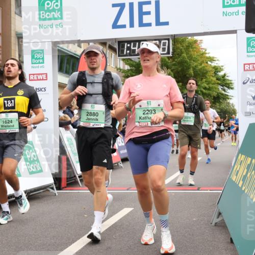 21.09.2025 - PSD Bank Halbmarathon Strokosch-Dieckow http://msf.ph/oto/8918548 21.09.2025 11:48:23 Ziel 1067, 1311, 1529, 1624, 2259, 2293, 2378, 2880, 3169, 3926 meine-sportfotos.de
