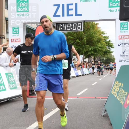 21.09.2025 - PSD Bank Halbmarathon Strokosch-Dieckow http://msf.ph/oto/8918586 21.09.2025 11:48:31 Ziel 1311, 1529, 1942, 2259, 2378, 3921 meine-sportfotos.de