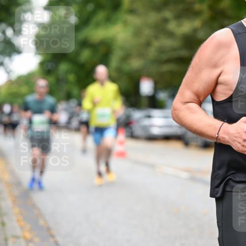 21.09.2025 - PSD Bank Halbmarathon Dr. Thomas Lammeyer http://msf.ph/oto/8918673 21.09.2025 10:36:14 Laufen 1968 meine-sportfotos.de