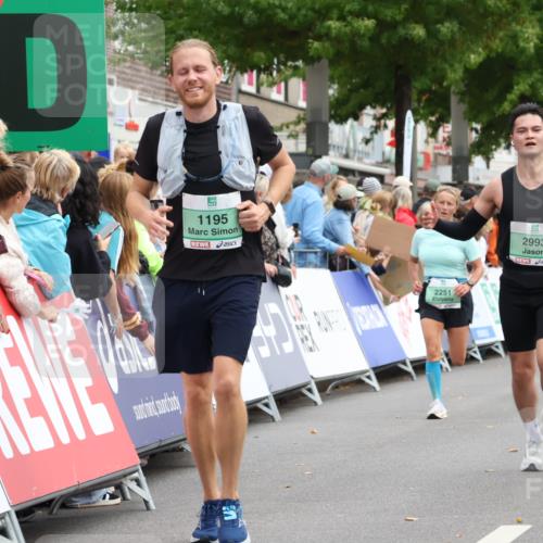 21.09.2025 - PSD Bank Halbmarathon Strokosch-Dieckow http://msf.ph/oto/8918780 21.09.2025 11:49:12 Ziel 1195, 1659, 2251, 2777, 2993 meine-sportfotos.de