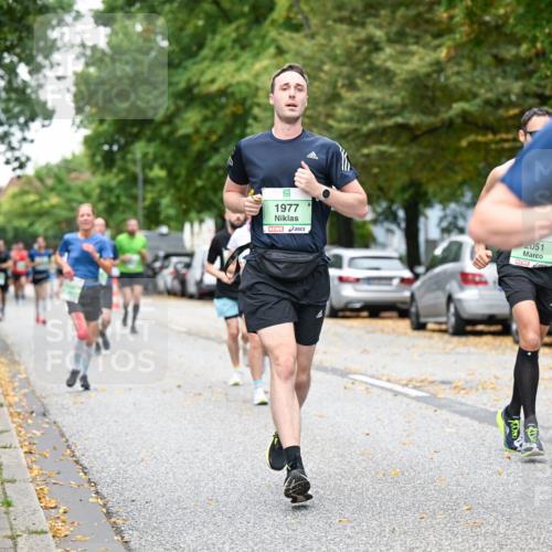 21.09.2025 - PSD Bank Halbmarathon Dr. Thomas Lammeyer http://msf.ph/oto/8918791 21.09.2025 10:36:28 Laufen 1977, 2051, 2033 meine-sportfotos.de