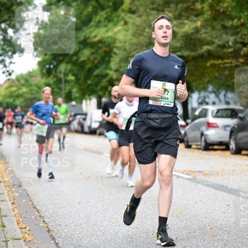 21.09.2025 - PSD Bank Halbmarathon Dr. Thomas Lammeyer http://msf.ph/oto/8918796 21.09.2025 10:36:28 Laufen 051 meine-sportfotos.de