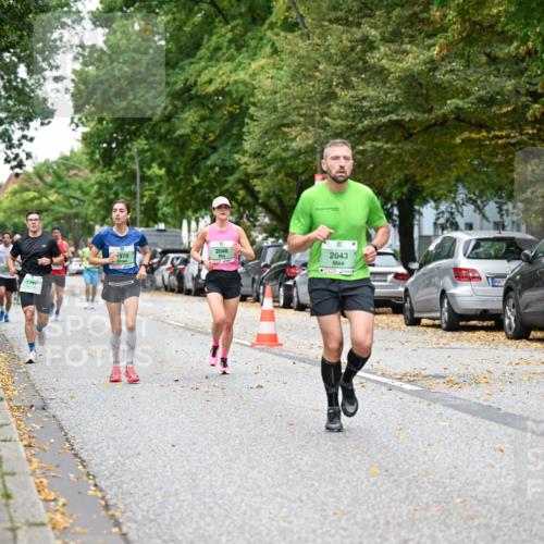 21.09.2025 - PSD Bank Halbmarathon Dr. Thomas Lammeyer http://msf.ph/oto/8918854 21.09.2025 10:36:34 Laufen 1399, 2048, 970, 2043 meine-sportfotos.de
