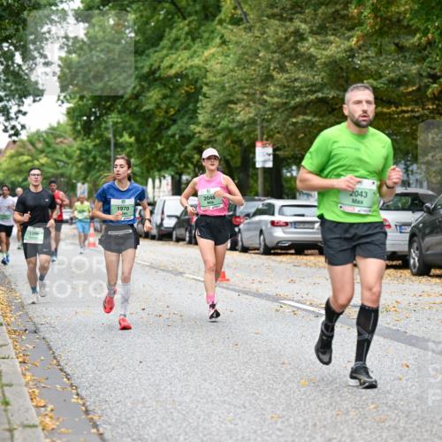 21.09.2025 - PSD Bank Halbmarathon Dr. Thomas Lammeyer http://msf.ph/oto/8918863 21.09.2025 10:36:35 Laufen 1399, 5, 1970, 2048, 2043 meine-sportfotos.de