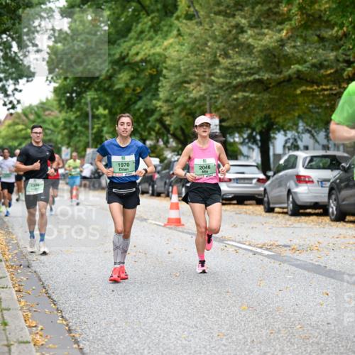 21.09.2025 - PSD Bank Halbmarathon Dr. Thomas Lammeyer http://msf.ph/oto/8918868 21.09.2025 10:36:35 Laufen 1399, 1970, 2048, 2043 meine-sportfotos.de