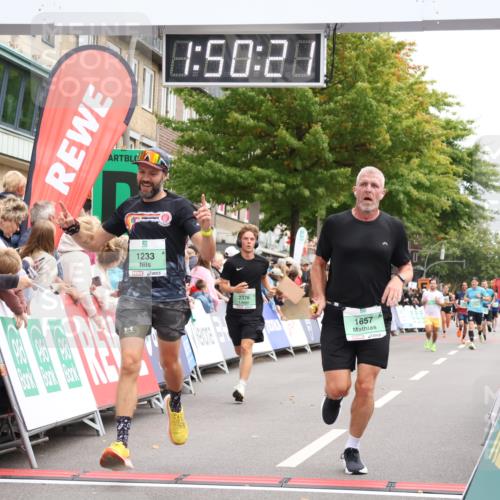 21.09.2025 - PSD Bank Halbmarathon Strokosch-Dieckow http://msf.ph/oto/8918930 21.09.2025 11:49:44 Ziel 1233, 1657, 2101, 2376, 2589, 3055 meine-sportfotos.de