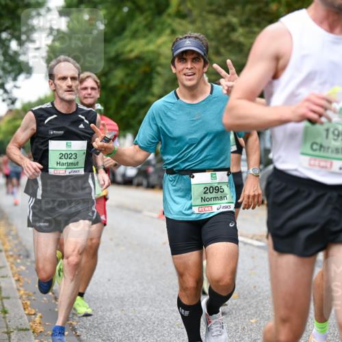 21.09.2025 - PSD Bank Halbmarathon Dr. Thomas Lammeyer http://msf.ph/oto/8918975 21.09.2025 10:36:47 Laufen 2023, 2095, 1997, 031 meine-sportfotos.de