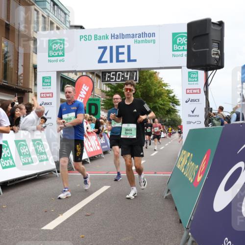 21.09.2025 - PSD Bank Halbmarathon Strokosch-Dieckow http://msf.ph/oto/8919034 21.09.2025 11:50:04 Ziel 1010, 1221, 1328, 2056, 2257, 2677, 3086, 3665, 3941 meine-sportfotos.de