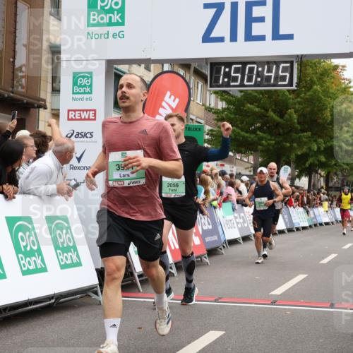 21.09.2025 - PSD Bank Halbmarathon Strokosch-Dieckow http://msf.ph/oto/8919055 21.09.2025 11:50:08 Ziel 1010, 1040, 1328, 2056, 2257, 2601, 2677, 3086, 3665, 3941 meine-sportfotos.de