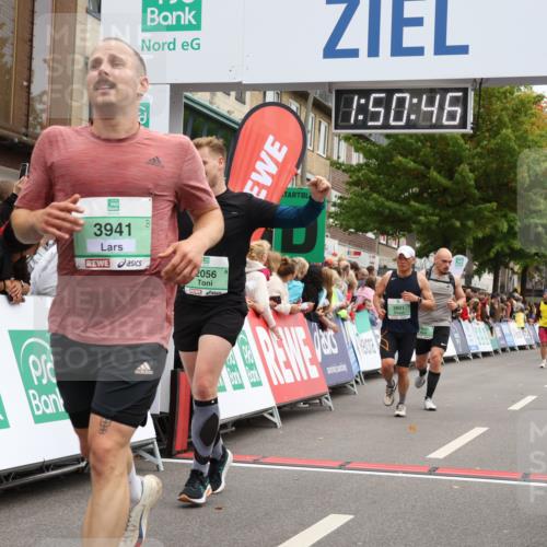 21.09.2025 - PSD Bank Halbmarathon Strokosch-Dieckow http://msf.ph/oto/8919058 21.09.2025 11:50:09 Ziel 1010, 1040, 1328, 2056, 2257, 2601, 2677, 3086, 3665, 3941 meine-sportfotos.de