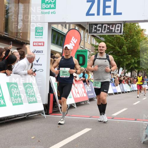 21.09.2025 - PSD Bank Halbmarathon Strokosch-Dieckow http://msf.ph/oto/8919066 21.09.2025 11:50:11 Ziel 1040, 1328, 2056, 2387, 2601, 3086, 3941 meine-sportfotos.de
