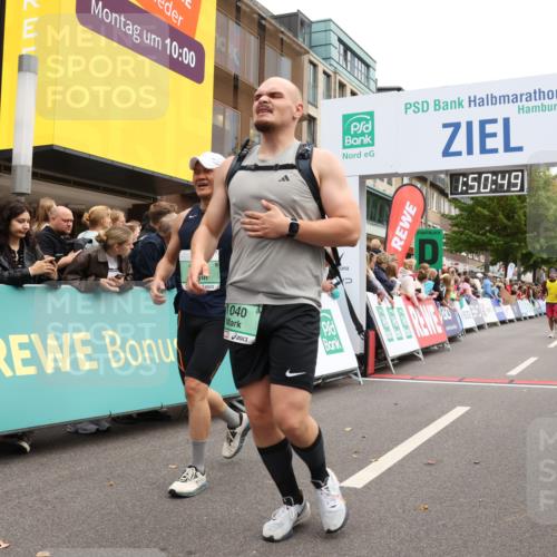21.09.2025 - PSD Bank Halbmarathon Strokosch-Dieckow http://msf.ph/oto/8919079 21.09.2025 11:50:12 Ziel 1040, 1328, 2056, 2387, 2601, 3941, 4002 meine-sportfotos.de