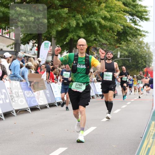 21.09.2025 - PSD Bank Halbmarathon Strokosch-Dieckow http://msf.ph/oto/8919261 21.09.2025 11:50:50 Ziel 2172, 2280, 2750, 2811, 2934, 3935 meine-sportfotos.de